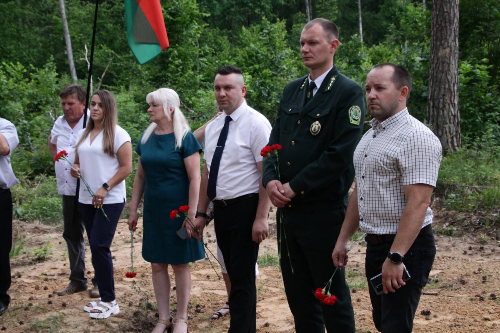 В урочище Басины после реставрации открыт памятник жертвам нацизма