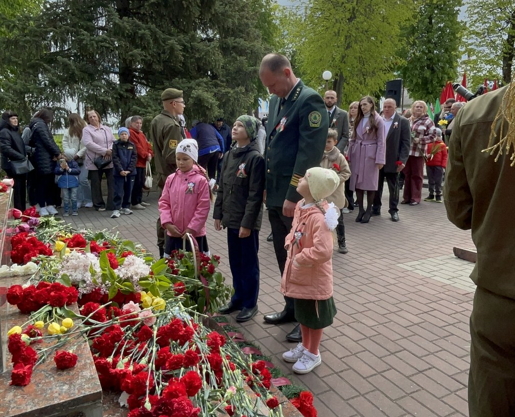 Руководство Слонимского лесхоза приняло участие в мероприятиях по случаю 80 – й годовщины Великой Победы