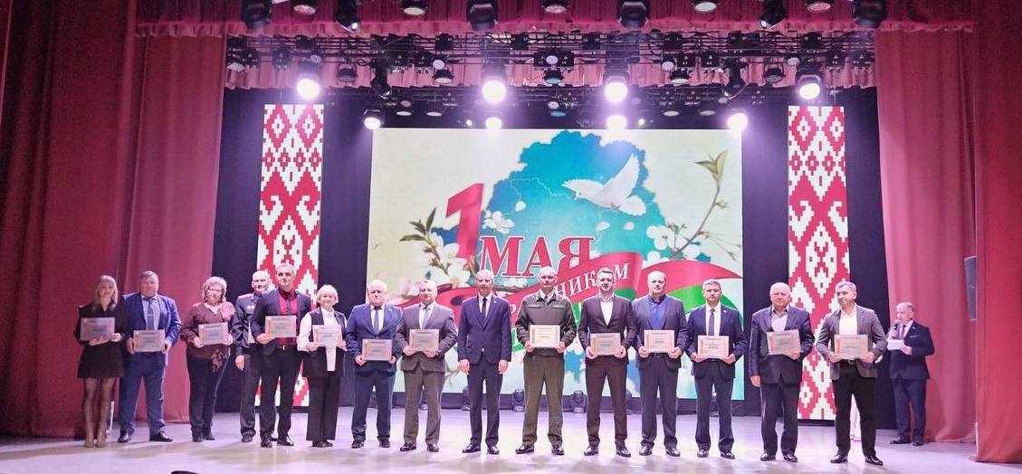 ЛЮДИ ЛЕСА - ЗАСЛУЖЕННОЕ ПРИЗНАНИЕ К ПРАЗДНИКУ ТРУДА